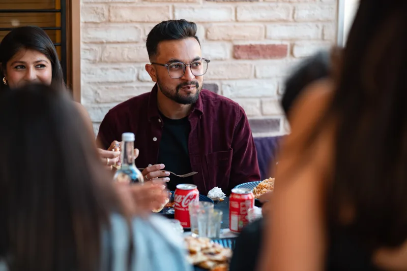 Young people dining at Padharo - 15% student discount Tuesday to Thursday